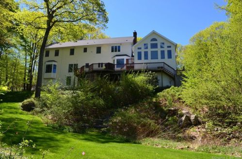 242 Barrack Hl Rd, Ridgefield CT 06877-3006 exterior