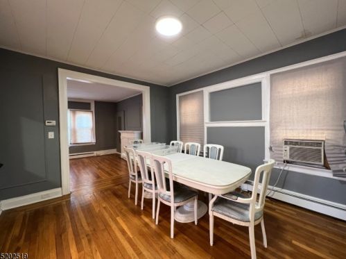 259 Seymour Ave, Newark NJ  07112-1633 exterior