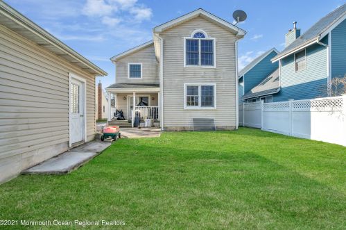 907 Ellison Ave, Point Pleasant Beach NJ 08742-2934 exterior