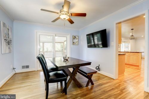 2998 Glenora Ln, Rockville MD 20850-3055 exterior