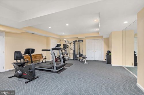 9821 Avenel Farm Dr, Rockville MD  20854-5414 exterior