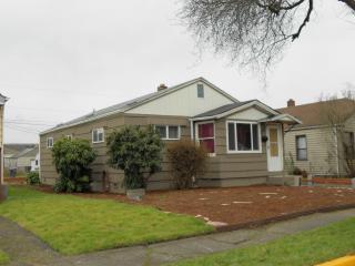 307 27th Ave, Longview, WA 98632-1225