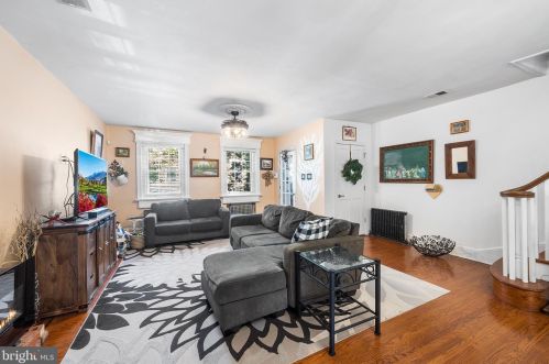 714 Carpenter St, Philadelphia PA  19147-3908 exterior