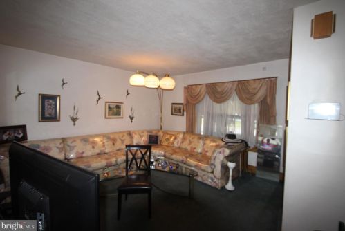 715 Engle St, Chester PA 19013-2702 exterior