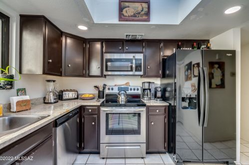 840 Placita Del Mirador, Tucson AZ  85718-1957 exterior