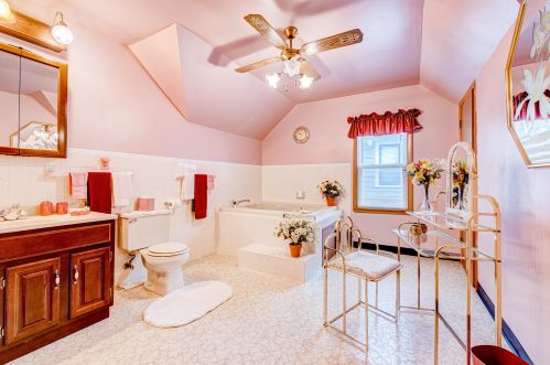 3264 41, Milwaukee WI 53215-4029 exterior