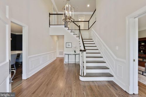 10028 Avenel Farm Dr, Rockville MD  20854-5412 exterior