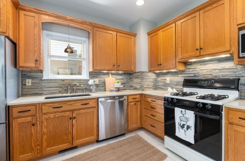 8001 Stickney Ave, Milwaukee WI 53213-1644 exterior