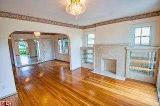 815 Orange Dr, Los Angeles CA  90036-4911 exterior