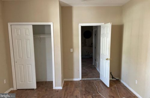 904 Carteret Ave, Trenton NJ 08618-5341 exterior