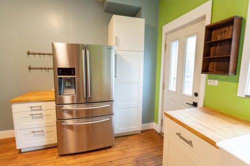 3815 Howley St, Pittsburgh PA  15201-1213 exterior