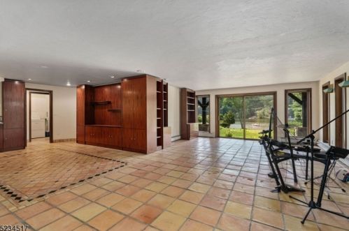 16 Is Trl, Sparta NJ 07871 exterior