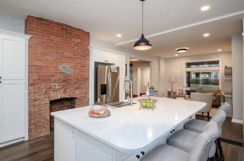 127 Laurel Ave, Pittsburgh, PA 15202-2119