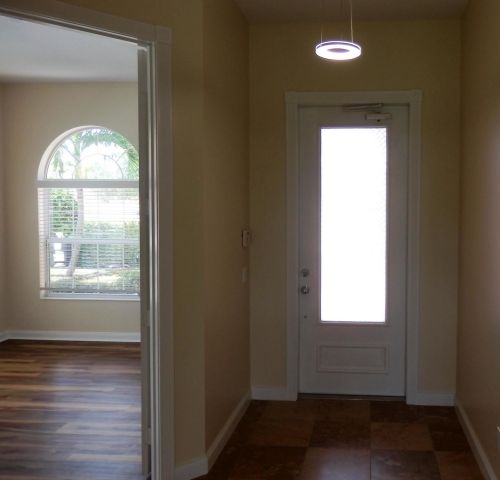 11547 Rockingham Dr, Fort Pierce FL  34987-2313 exterior