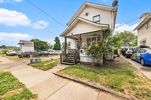 114 Alcott St, Kalamazoo, MI 49001-6120