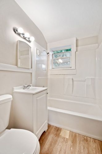 85-91 Putnam Cir, Springfield MA exterior