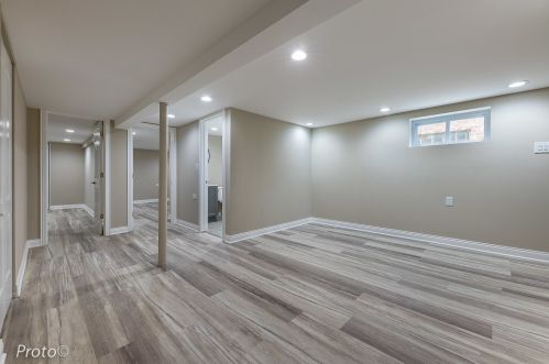 7209 Ridgeway Ave, Chicago IL  60629-4330 exterior