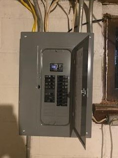 1252 45, Milwaukee WI 53210-2403 exterior