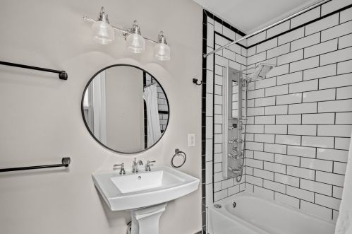 127 Lincoln Ave, Pittsburgh PA 15206-2313 exterior