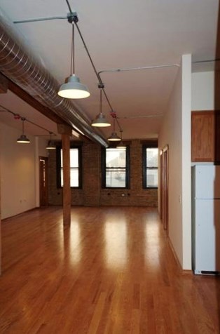 123 Jefferson St, Chicago, IL 60661-2325