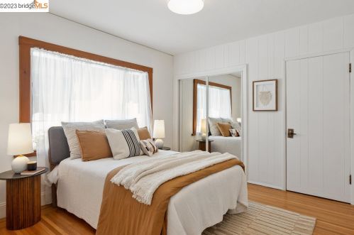 1318 Stannage, Berkeley CA 94706-1640 exterior