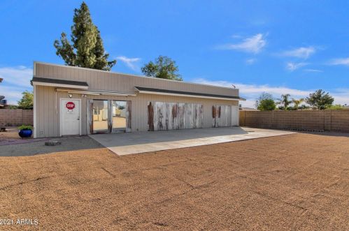 8622 40 Dr, Phoenix AZ 85019-1206 exterior