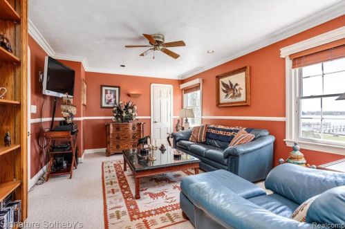 2703 Pointe Tremble Rd, Algonac MI 48001-4255 exterior