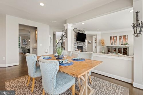 23073 Creighton Farms Dr, Leesburg VA 20175-6491 exterior