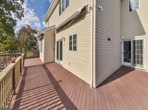 56 Hamilton Trl, Paterson NJ  07512-2178 exterior