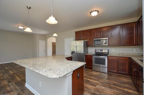 1912 Harvick Ct, Greensboro NC  27405-9695 exterior