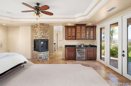 39625 Calle Cabernet, Temecula CA 92591-4005 exterior