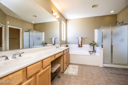 2698 Firestone Dr, Chandler AZ 85249-7387 exterior