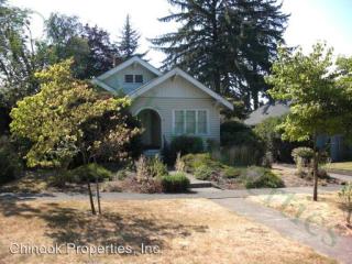 1926 Moss St, Eugene, OR 97403-1949