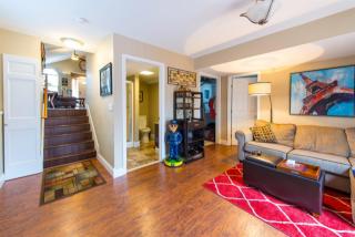 2557 Country Village Ct, Ann Arbor MI  48103-6514 exterior