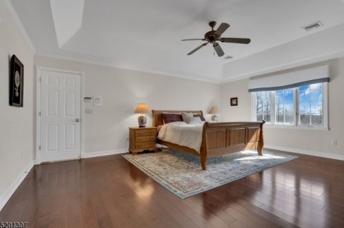 7 Chilton Rd, Chester NJ  07930-3107 exterior