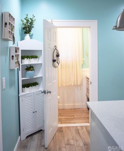 722 Donald Ave, Perth Amboy NJ 08861-2529 exterior