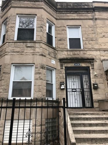 6428 Eberhart Ave, Chicago, IL 60637-3325