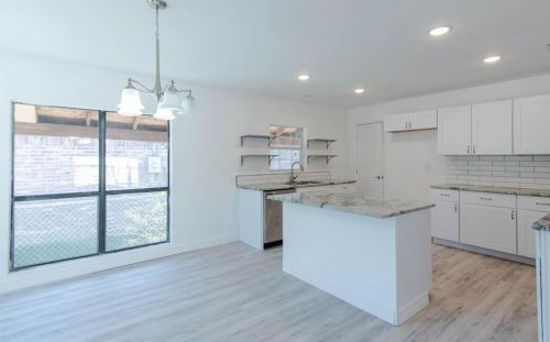 3931 Abilene St, Dallas TX  75212-1012 exterior