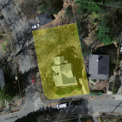 27 Hillside Rd, Newton MA 02461-1421 aerial view