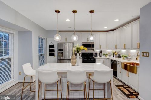 3405 Governors Crest Ct, Alexandria VA  22310-2337 exterior