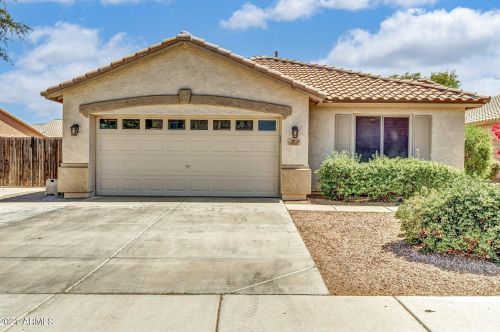 2913 Runaway Bay Pl, Chandler, AZ 85249-4946
