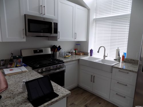 9139 Cripple Creek Cir, Taylorsville, UT 84088-6540