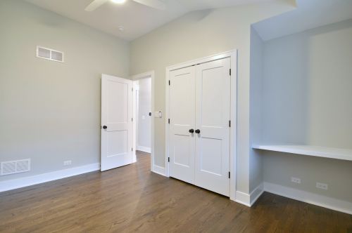 973 Prospect Ave, Elmhurst IL  60126-5030 exterior