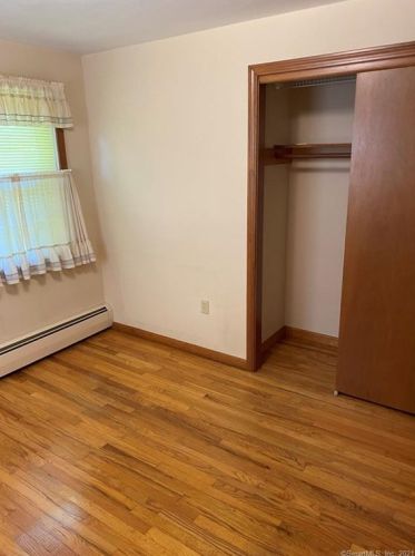 12 Maude Cir, Windsor, CT 06095-3646