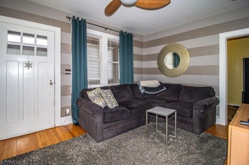 32 Park Ave, Avenel NJ 07001-1448 exterior