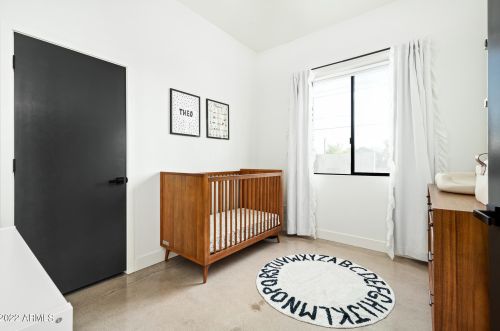 2505 14th St, Phoenix AZ 85006-1120 exterior