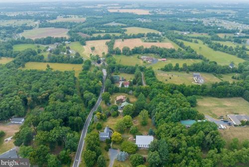 1900 Fish And Game Rd, Littlestown PA 17340-8808 exterior