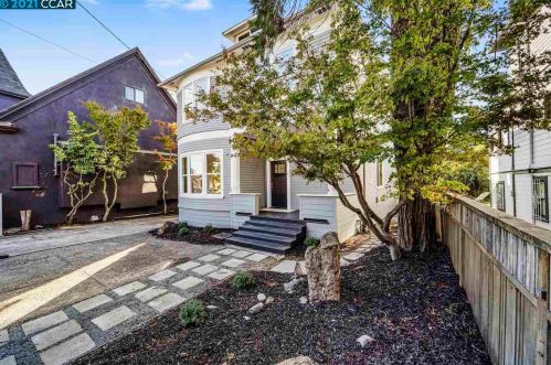 2584 Martin Luther King Jr Way, Berkeley, CA 94704-2630