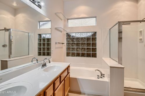 6842 Linda Ln, Chandler AZ 85226-5847 exterior