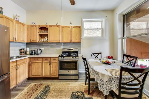 2513 Walton St, Chicago IL 60622-4510 exterior